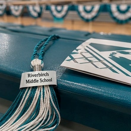 Customized graduation tassels for middle schools
